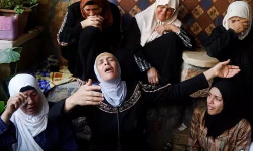 പെരുന്നാള്‍ ദിനത്തിലും ഗസ്സയെ ചോരയില്‍ മുക്കി ഇസ്രായേല്‍; കൊല്ലപ്പെട്ടവരുടെ എണ്ണം 69 ആയി