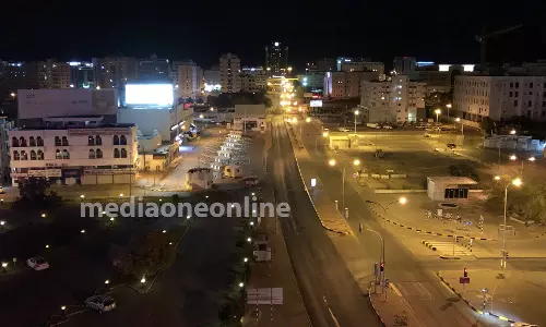 ഒമാനില്‍ രാത്രി സഞ്ചാരവിലക്ക് പിന്‍വലിക്കുന്നു: