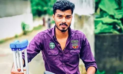 അസാമാന്യ ധീരതയോടെ രോഗാവസ്ഥയെ നേരിട്ട വ്യക്തി നന്ദുവിന് ആദരാഞ്ജലി അർപ്പിച്ച് പിണറായി വിജയൻ