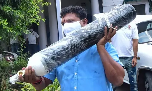 മറ്റൊരു ദിവസം, മറ്റൊരു ജീവിതം, മറ്റൊരു ശ്രമം.. ചോദ്യംചെയ്യലില്‍ തളരാതെ ഓക്സിജന്‍ മാന്‍