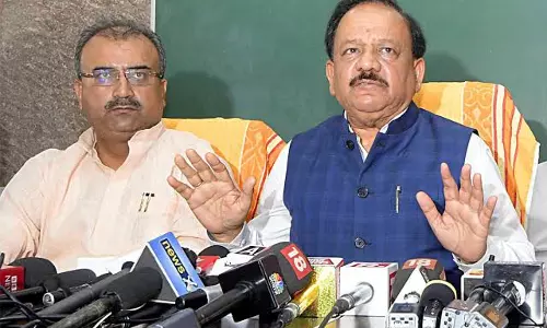 രാജ്യത്ത് 51.6 കോടി വാക്സിനേഷൻ ജൂലൈയോട് കൂടി പൂർത്തിയാകും: കേന്ദ്ര ആരോഗ്യമന്ത്രി