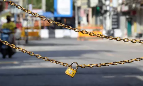 ട്രിപ്പിൾ ലോക്ക്ഡൗൺ: എറണാകുളം ജില്ലയിലെ നിയന്ത്രണങ്ങൾ ഇങ്ങനെ ട്രിപ്പിൾ ലോക്ക്ഡൗൺ: എറണാകുളം ജില്ലയിലെ നിയന്ത്രണങ്ങൾ ഇങ്ങനെ