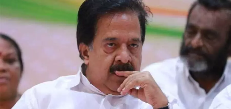 പ്രതിപക്ഷ നേതാവ് മാറേണ്ട: ചെന്നിത്തലയ്ക്ക് എ ഗ്രൂപ്പിന്‍റെ രഹസ്യ പിന്തുണ