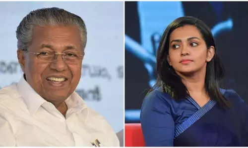 ഇത് തെറ്റായ നടപടി, സത്യപ്രതിജ്ഞ വെര്‍ച്വലാക്കണം: മുഖ്യമന്ത്രിയോട് പാര്‍വതി