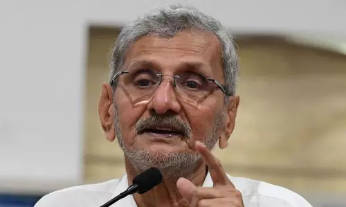 എൽഡിഎഫ് അവരുടെ അതുല്യ വിജയം ആഘോഷിക്കുന്നതില് എന്തിനിത്ര നീരസം; സർക്കാരിനെ പിന്തുണച്ച് എൻഎസ് മാധവൻ എൽഡിഎഫ് അവരുടെ അതുല്യ വിജയം ആഘോഷിക്കുന്നതില് എന്തിനിത്ര നീരസം; സർക്കാരിനെ പിന്തുണച്ച് എൻഎസ് മാധവൻ