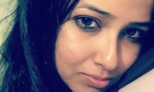 ആശുപത്രി കിടക്ക കിട്ടുമോയെന്ന് ചോദിച്ച് ട്വീറ്റ് ചെയ്ത ജാമിഅ അധ്യാപിക മരിച്ചു