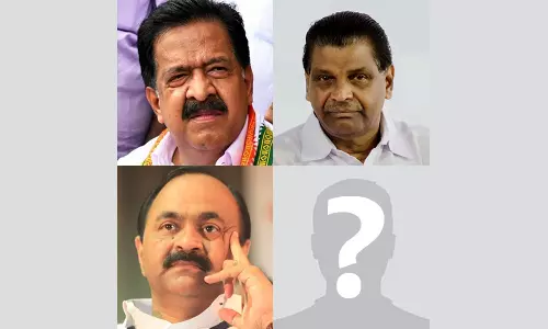 എതിർ ക്യാപ്റ്റനാര്? പ്രതിപക്ഷത്ത് ശീതയുദ്ധം, പന്ത് ഹൈക്കമാന്റിന്റെ കോര്‍ട്ടില്‍