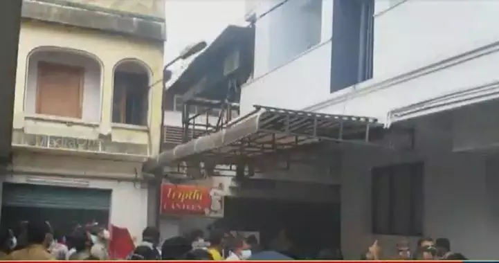 തിരുവനന്തപുരത്ത് ആശുപത്രിയിൽ തീപിടിത്തം: രോഗികളെ ഒഴിപ്പിച്ചു, എല്ലാവരും സുരക്ഷിതര് തിരുവനന്തപുരത്ത് ആശുപത്രിയിൽ തീപിടിത്തം: രോഗികളെ ഒഴിപ്പിച്ചു, എല്ലാവരും സുരക്ഷിതര്