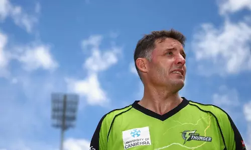 വേദി മാറ്റണം, ടി20 ലോകകപ്പ് ഇന്ത്യയില് നടത്തുന്നത് വെല്ലുവിളി: മൈക്ക് ഹസി വേദി മാറ്റണം, ടി20 ലോകകപ്പ് ഇന്ത്യയില് നടത്തുന്നത് വെല്ലുവിളി: മൈക്ക് ഹസി