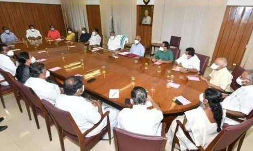 പേഴ്‍സണല്‍ സ്റ്റാഫുകളെ ഇന്ന് തീരുമാനിക്കും: പരമാവധി പ്രായം 51 എന്ന് തീരുമാനം