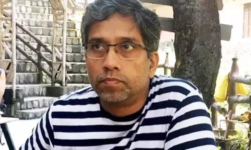 ഹാനി ബാബുവിനെ മുംബൈയിലെ സ്വകാര്യ ആശുപത്രിയിലേക്ക് മാറ്റി.