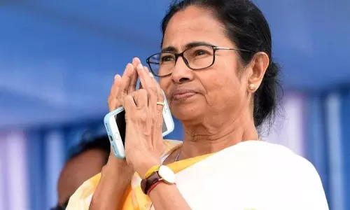 തൃണമൂല്‍ എം.എല്‍.എ രാജിവെച്ചു; ഭവാനിപ്പൂരില്‍ മത്സരിക്കാനൊരുങ്ങി മമത ബാനര്‍ജി