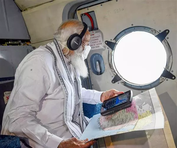 ഞാന് ഫോട്ടോ സെഷനായി ഹെലികോപ്റ്ററിലായിരുന്നില്ല.. ബിജെപിക്ക് മറുപടിയുമായി ഉദ്ധവ് താക്കറെ ഞാന് ഫോട്ടോ സെഷനായി ഹെലികോപ്റ്ററിലായിരുന്നില്ല.. ബിജെപിക്ക് മറുപടിയുമായി ഉദ്ധവ് താക്കറെ