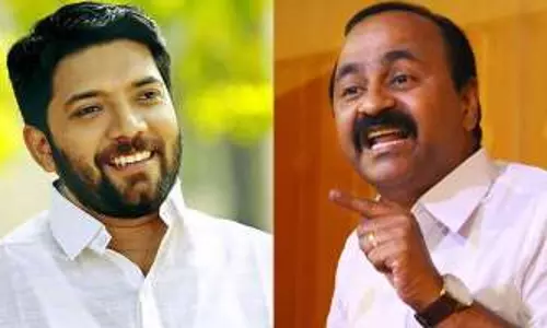 പുതു തലമുറ വഴി വിളക്കുകളാകണം, വി.ഡി സതീശന് അഭിവാദ്യങ്ങൾ ഷാഫി പറമ്പിൽ