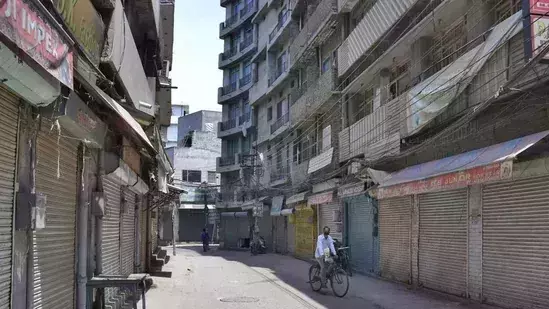 മലപ്പുറം ജില്ലയില് ഇന്ന് കര്ശന നിയന്ത്രണം മലപ്പുറം ജില്ലയില് ഇന്ന് കര്ശന നിയന്ത്രണം