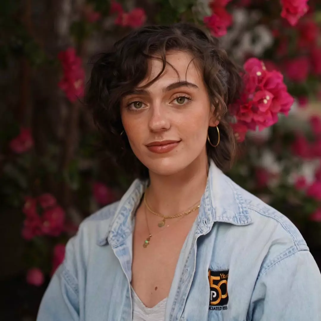 ഇസ്രായേലിനെ വിമര്‍ശിക്കുന്ന പഴയ കുറിപ്പുകള്‍ കുത്തിപ്പൊക്കി തീവ്രവലതുപക്ഷം; എപി പുറത്താക്കിയ ജൂത മാധ്യമപ്രവര്‍ത്തകയ്ക്ക് പറയാനുള്ളത് ഇതാണ്