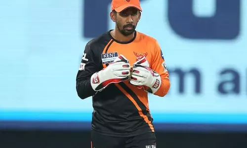 ഇന്ത്യയിലെ ബയോ ബബ്ൾ സംവിധാനത്തെ വിമർശിച്ച് വൃദ്ധിമന്‍ സാഹ