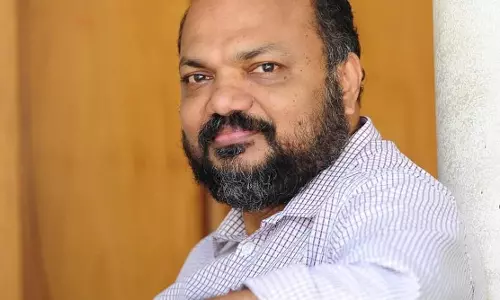 കേസുകളുടെ എണ്ണത്തില്‍ കുറവുണ്ട്, എറണാകുളത്ത് ട്രിപ്പിള്‍ ലോക്ക് ഡൌണ്‍ ഫലപ്രദമായി- പി രാജീവ്