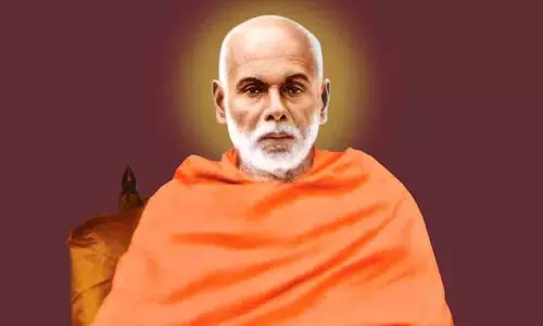 നാരായണ ഗുരു ചട്ടമ്പിസ്വാമിയുടെ ശിഷ്യനെന്ന് ആര്.എസ്.എസ് മുഖപത്രം; പ്രതിഷേധം കനക്കുന്നു നാരായണ ഗുരു ചട്ടമ്പിസ്വാമിയുടെ ശിഷ്യനെന്ന് ആര്.എസ്.എസ് മുഖപത്രം; പ്രതിഷേധം കനക്കുന്നു