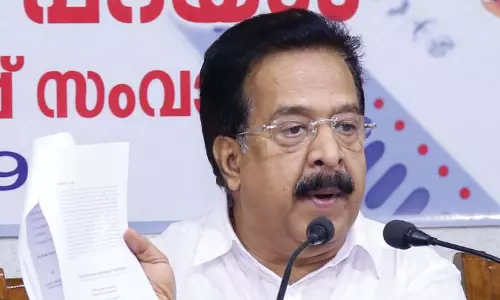 സര്ക്കാരിന്റെ കൊള്ളരുതായ്മകള് തുറന്ന് കാണിച്ചു, ജനങ്ങള് കണ്ടോ എന്ന് പാര്ട്ടി പരിശോധിക്കണം സര്ക്കാരിന്റെ കൊള്ളരുതായ്മകള് തുറന്ന് കാണിച്ചു, ജനങ്ങള് കണ്ടോ എന്ന് പാര്ട്ടി പരിശോധിക്കണം