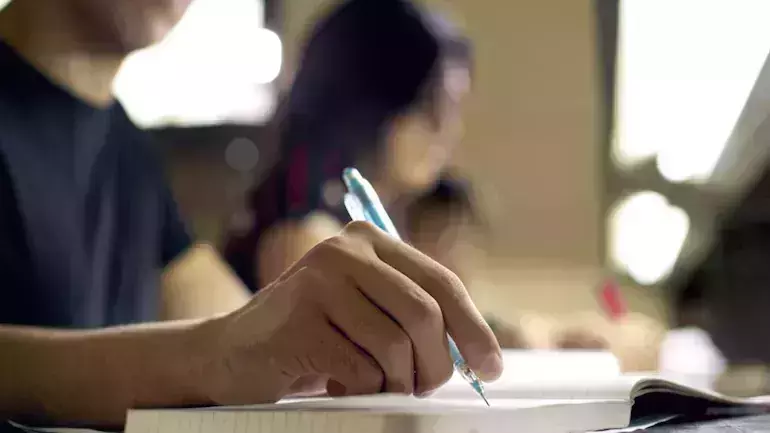 സാങ്കേതിക സർവ്വകലാശാല അവസാന വർഷ പരീക്ഷകൾ ഓൺലൈനായി നടത്തും