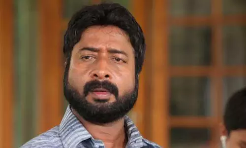 ലക്ഷദ്വീപിന് മേലുള്ള അധികാര കടന്നാക്രമണത്തിൽ പ്രതിഷേധിച്ച് ഹരിശ്രീ അശോകൻ