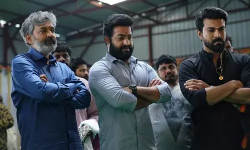 റിലിസീന് മുമ്പ് 325 കോടി രൂപ നേടി രാജമൗലിയുടെ ആര്‍.ആര്‍.ആര്‍; സാറ്റ്‌ലൈറ്റ് ഒ.ടി.ടി റൈറ്റുകള്‍ വാങ്ങി പ്രമുഖ കമ്പനികള്‍