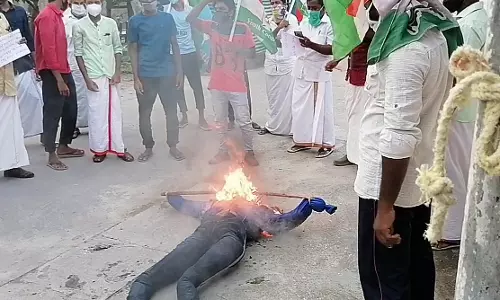 ലക്ഷദ്വീപില്‍ കലക്ടര്‍ക്കെതിരെ പ്രതിഷേധിച്ചവര്‍ക്കെതിരെ അറസ്റ്റ്