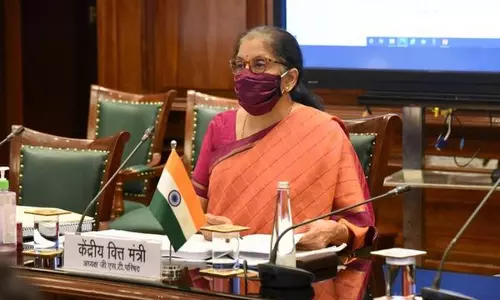 കോവിഡ് പ്രതിരോധ വസ്തുക്കളുടെ നികുതിയിളവിൽ തീരുമാനമായില്ല; റിപ്പോര്‍ട്ട് നല്‍കാന്‍ മന്ത്രിതല ഉപസമിതി രൂപീകരിച്ചു