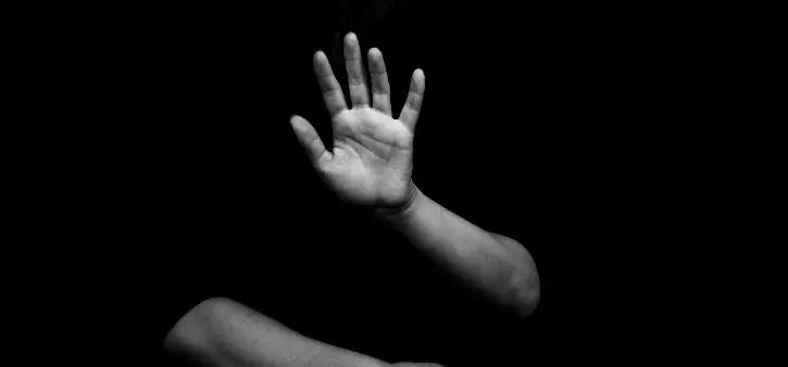 ദലിത് യുവാവ് ജോലി ചെയ്യാൻ വിസമ്മതിച്ചു; ഗർഭിണിയായ ഭാര്യയെ മർദിച്ചു പകവീട്ടി ഗുണ്ടാനേതാവ് ദലിത് യുവാവ് ജോലി ചെയ്യാൻ വിസമ്മതിച്ചു; ഗർഭിണിയായ ഭാര്യയെ മർദിച്ചു പകവീട്ടി ഗുണ്ടാനേതാവ്