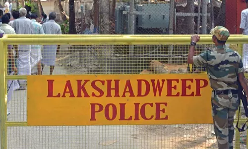 നിരീക്ഷണം ശക്തമാക്കണം, ജാഗ്രത പുലര്ത്തണം: ലക്ഷദ്വീപ് സുരക്ഷാ ഉദ്യോഗസ്ഥരോട് ഭരണകൂടം നിരീക്ഷണം ശക്തമാക്കണം, ജാഗ്രത പുലര്ത്തണം: ലക്ഷദ്വീപ് സുരക്ഷാ ഉദ്യോഗസ്ഥരോട് ഭരണകൂടം
