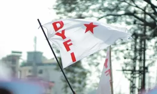 ലക്ഷദ്വീപ് അഡ്മിനിസ്ട്രേറ്ററെ തിരിച്ചുവിളിക്കണം; രാഷ്ട്രപതിക്ക് ഒരു ലക്ഷം മെയിൽ അയക്കാൻ ഡി.വൈ.എഫ്.ഐ