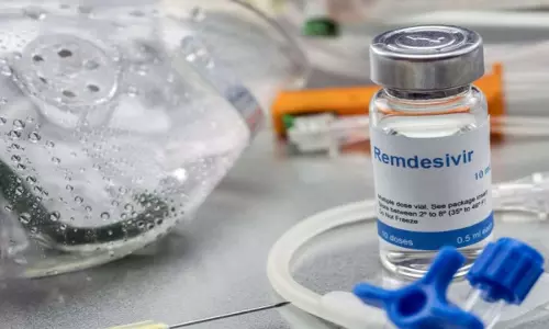 റെംഡിസിവിര് സംസ്ഥാനങ്ങള് സ്വന്തം നിലയ്ക്ക് വാങ്ങണം; വിതരണം നിര്ത്തുന്നുവെന്ന് കേന്ദ്രം റെംഡിസിവിര് സംസ്ഥാനങ്ങള് സ്വന്തം നിലയ്ക്ക് വാങ്ങണം; വിതരണം നിര്ത്തുന്നുവെന്ന് കേന്ദ്രം