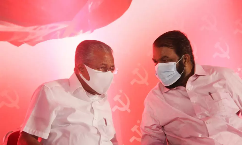 മുഖ്യമന്ത്രിയുടെ സന്ദേശം നേരിട്ട് വിദ്യാര്ഥികള്ക്ക് എത്തിക്കേണ്ട; സമൂഹമാധ്യമങ്ങളിലൂടെ എത്തിച്ചാല് മതി: മന്ത്രി മുഖ്യമന്ത്രിയുടെ സന്ദേശം നേരിട്ട് വിദ്യാര്ഥികള്ക്ക് എത്തിക്കേണ്ട; സമൂഹമാധ്യമങ്ങളിലൂടെ എത്തിച്ചാല് മതി: മന്ത്രി