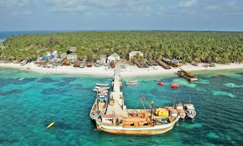 ലക്ഷദ്വീപില്‍ ഇന്‍റര്‍നെറ്റ് വേഗത കുറഞ്ഞു; സര്‍ക്കാര്‍ കരട് നിയമങ്ങളില്‍ അഭിപ്രായമറിയിക്കാനാകാതെ ദ്വീപ് ജനത