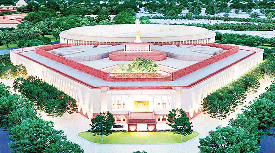 സെൻട്രൽ വിസ്ത അനിവാര്യമെന്ന് ഡൽഹി ഹൈക്കോടതി: ഹരജിക്കാര്ക്ക് ഒരു ലക്ഷം രൂപ പിഴ വിധിച്ചു സെൻട്രൽ വിസ്ത അനിവാര്യമെന്ന് ഡൽഹി ഹൈക്കോടതി: ഹരജിക്കാര്ക്ക് ഒരു ലക്ഷം രൂപ പിഴ വിധിച്ചു