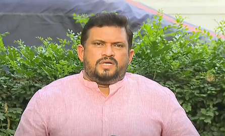 ലക്ഷദ്വീപിൽ നിലവിലെ വിജ്ഞാപനങ്ങൾ നടപ്പാക്കില്ല; അമിത് ഷാ ഉറപ്പുനൽകിയെന്ന് ദ്വീപ് എം.പി