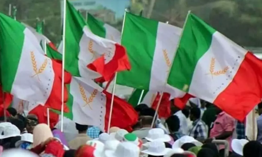 കോവിഡ് പ്രതിരോധ പ്രവർത്തനങ്ങളിൽ മലപ്പുറം ജില്ലയോടുള്ള അവഗണന: വെൽഫെയർ പാർട്ടി ഹൈക്കോടതിയെ സമീപിച്ചു കോവിഡ് പ്രതിരോധ പ്രവർത്തനങ്ങളിൽ മലപ്പുറം ജില്ലയോടുള്ള അവഗണന: വെൽഫെയർ പാർട്ടി ഹൈക്കോടതിയെ സമീപിച്ചു