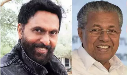 ബാബു ആന്‍റണിയുടെ മെസേജ്, മുഖ്യമന്ത്രിയുടെ സഹായം; ഇത് ജനാധിപത്യ സംവിധാനത്തിന് ചേര്‍ന്നതല്ലെന്ന് ഹരീഷ് പേരടി