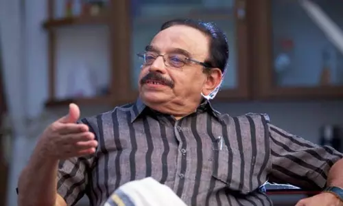 സംഘപരിവാർ ഫണം വിടർത്തുമ്പോഴൊക്കെ  ഉണർന്നെഴുന്നേറ്റിരിക്കും..  ഇത് കേരളമാണ്  നിയമസഭക്ക് അബ്ദുറബ്ബിന്‍റെ സല്യൂട്ട്