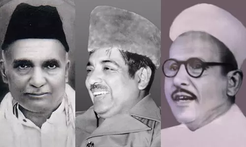 തിരുകൊച്ചിയും മലബാറും ലക്ഷദ്വീപും ഗൂഢല്ലൂരും അടങ്ങുന്ന ഐക്യകേരളം; 54ല് ലീഗുയര്ത്തിയ ആവശ്യം ഇങ്ങനെ തിരുകൊച്ചിയും മലബാറും ലക്ഷദ്വീപും ഗൂഢല്ലൂരും അടങ്ങുന്ന ഐക്യകേരളം; 54ല് ലീഗുയര്ത്തിയ ആവശ്യം ഇങ്ങനെ