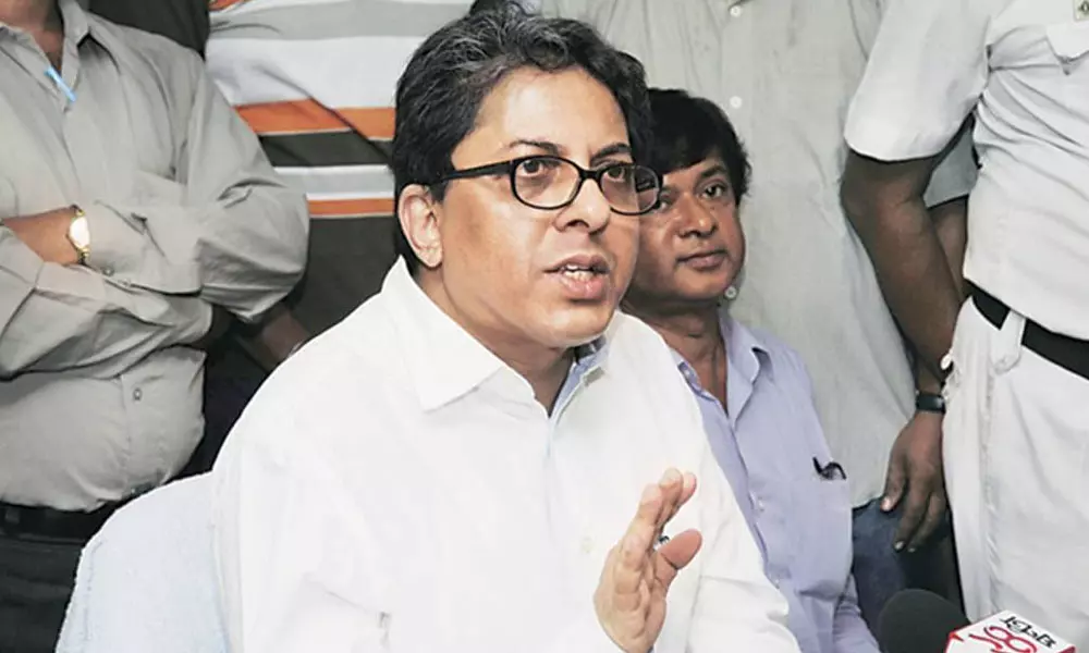 രാജിവെച്ച ബംഗാൾ ചീഫ് സെക്രട്ടറിക്കെതിരെ പ്രതികാരനടപടിക്ക് ഒരുങ്ങി കേന്ദ്രം രാജിവെച്ച ബംഗാൾ ചീഫ് സെക്രട്ടറിക്കെതിരെ പ്രതികാരനടപടിക്ക് ഒരുങ്ങി കേന്ദ്രം