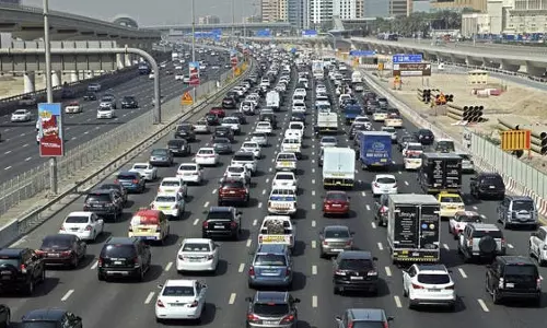 ദുബൈയിലെ പൊതുഗതാഗതത്തിന് പൂർണമായും ഹരിത വാഹനങ്ങളാക്കാൻ പദ്ധതി