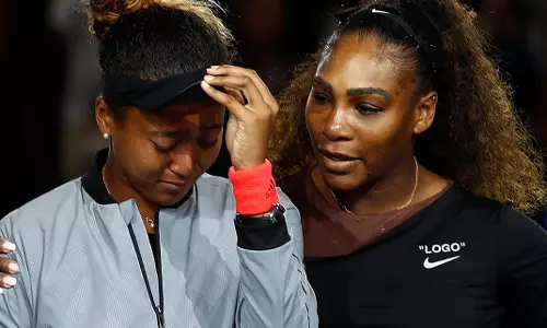 അവൾക്കൊരു ആലിംഗനം നൽകണം; ഫ്രഞ്ച് ഓപണിൽ നിന്ന് പിന്മാറിയ ഒസാകയ്ക്ക് പിന്തുണയുമായി സറീന അവൾക്കൊരു ആലിംഗനം നൽകണം; ഫ്രഞ്ച് ഓപണിൽ നിന്ന് പിന്മാറിയ ഒസാകയ്ക്ക് പിന്തുണയുമായി സറീന