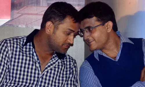 ആ കോലൻ മുടിക്കാരനെ ടീമിലെടുക്കാൻ ഗാംഗുലിക്ക് പത്ത് ദിവസം ആലോചിക്കേണ്ടി വന്നു: ധോണിയെ ടീമിലെടുത്തതിനെ കുറിച്ച് മുൻ സെലക്ടർ ആ കോലൻ മുടിക്കാരനെ ടീമിലെടുക്കാൻ ഗാംഗുലിക്ക് പത്ത് ദിവസം ആലോചിക്കേണ്ടി വന്നു: ധോണിയെ ടീമിലെടുത്തതിനെ കുറിച്ച് മുൻ സെലക്ടർ