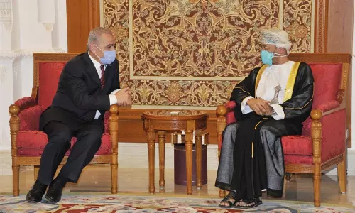 ഫലസ്​തീൻ പ്രധാനമന്ത്രി ഒമാനിൽ