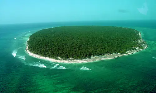 അമിനി ദ്വീപില്‍ ബോധവത്ക്കരണത്തിനെത്തിയ ഉദ്യോഗസ്ഥരെ പഞ്ചായത്തംഗങ്ങള്‍ ബഹിഷ്കരിച്ചു