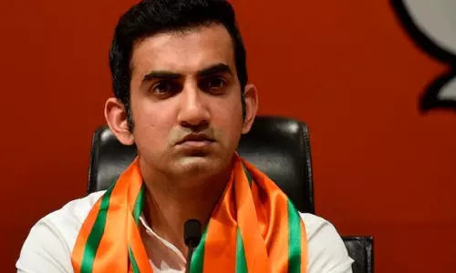 കോവിഡ് മരുന്ന് പൂഴ്ത്തിവച്ച സംഭവം: ഗൗതം ഗംഭീർ ഫൗണ്ടേഷൻ കുറ്റക്കാർ