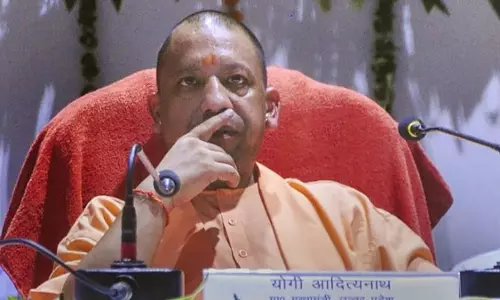 പ്രതിഫലത്തെച്ചൊല്ലിയുള്ള തർക്കം പുറത്തായി; യോഗിയുടെ സോഷ്യൽ മീഡിയ സംഘത്തിൽ ഭിന്നത പ്രതിഫലത്തെച്ചൊല്ലിയുള്ള തർക്കം പുറത്തായി; യോഗിയുടെ സോഷ്യൽ മീഡിയ സംഘത്തിൽ ഭിന്നത