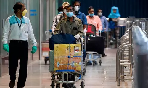 കോവിഡിൽ തിരിച്ചെത്തിയത് 14.32 ലക്ഷം പ്രവാസികൾ; സമ്പദ്ഘടന താളംതെറ്റും